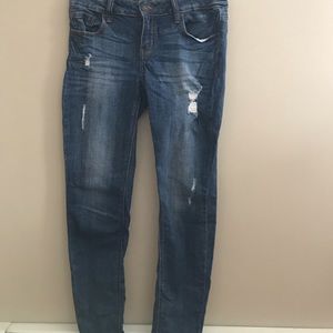 Franseca’s Distressed Skinny Jeans